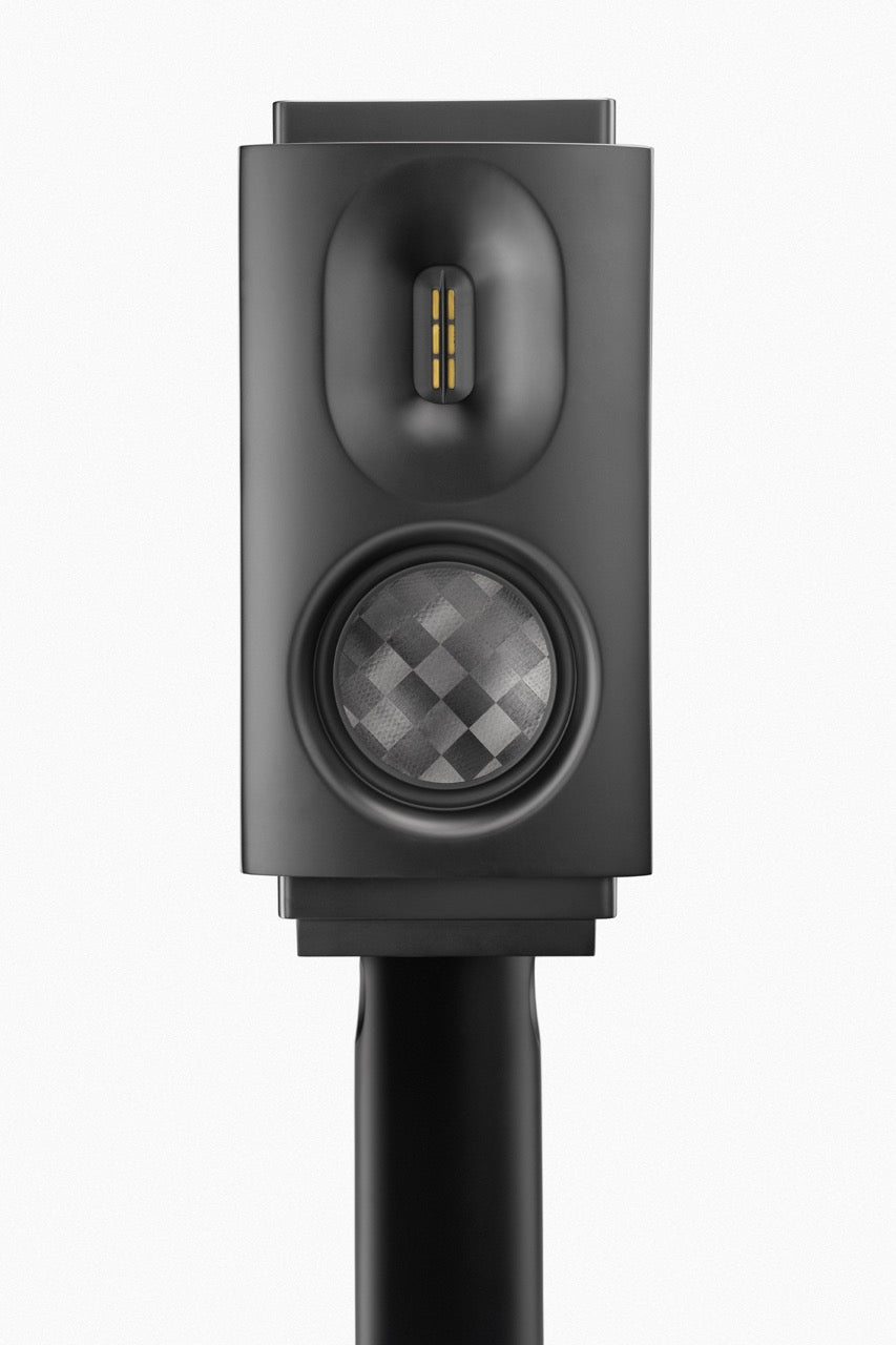 Axxess L1 Bookshelf Speakers