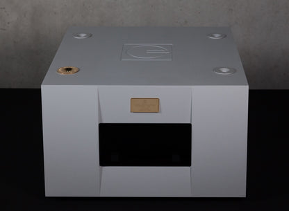 Goldmund Telos 1800