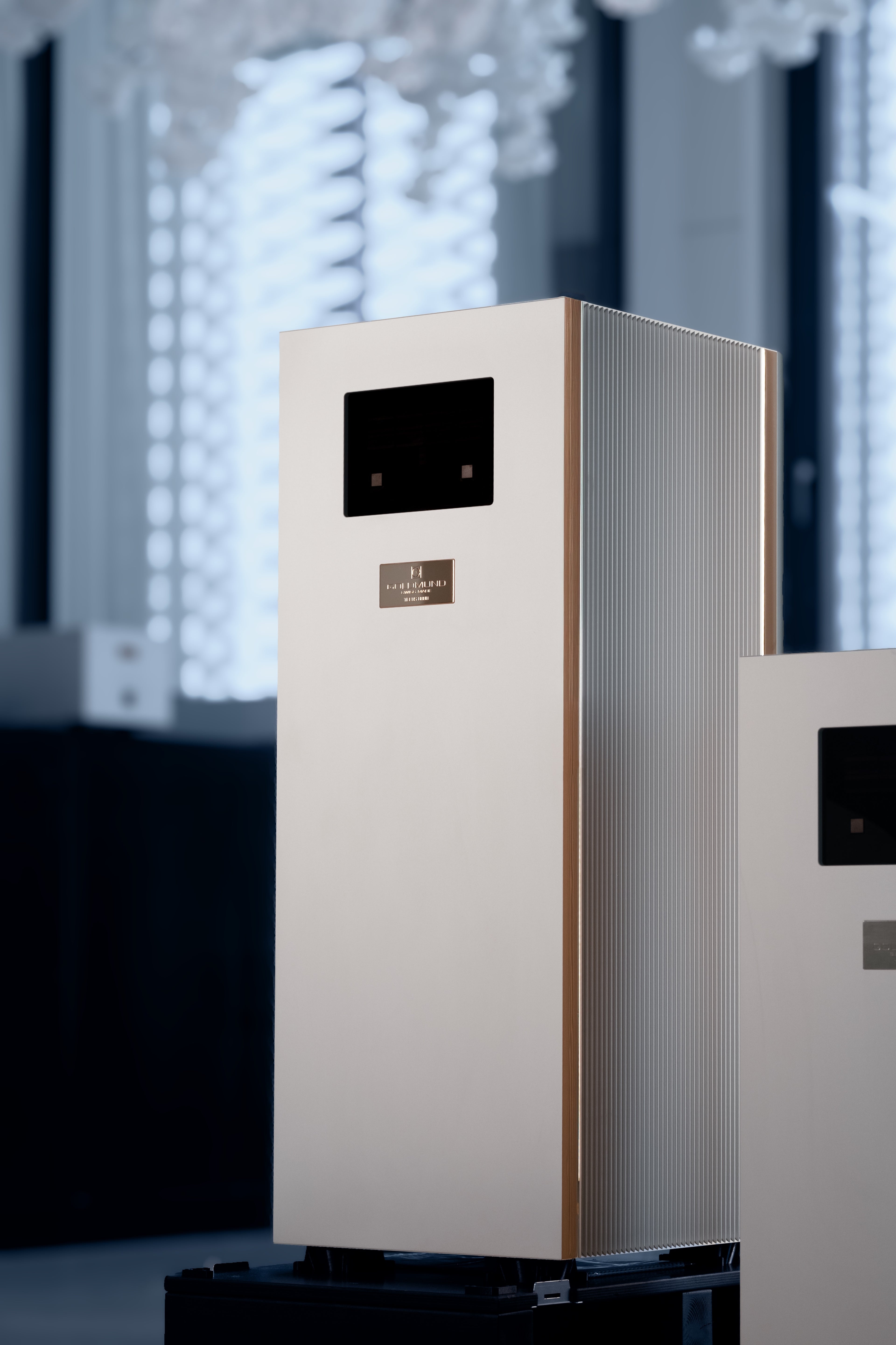 Goldmund Telos 8800
