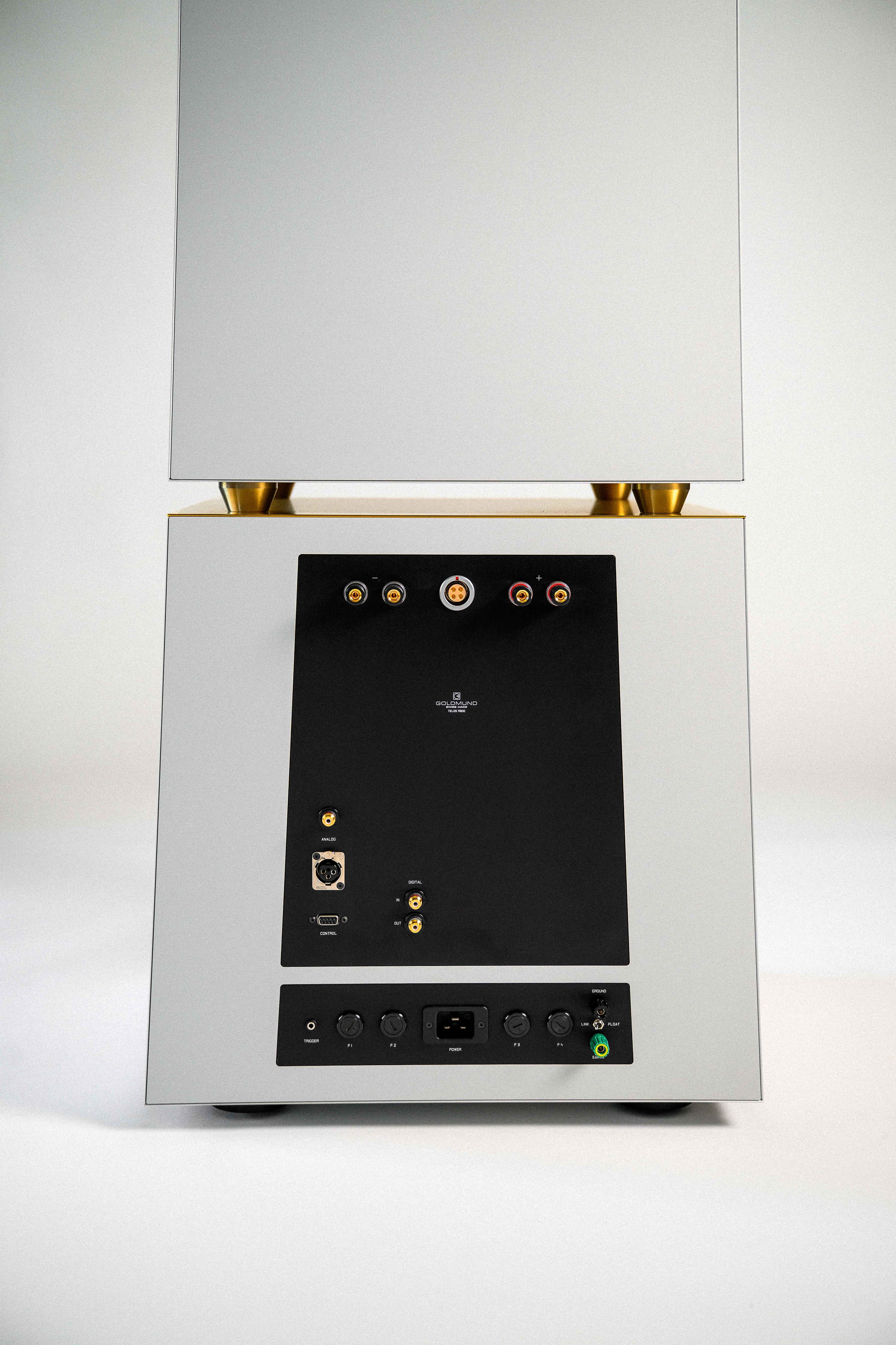 Goldmund Telos 9800 Mono Power Amplifier