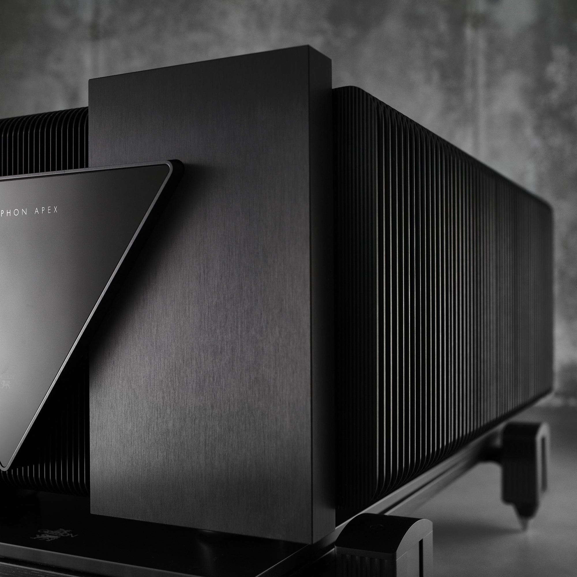 Gryphon Apex Amplifier heatsink
