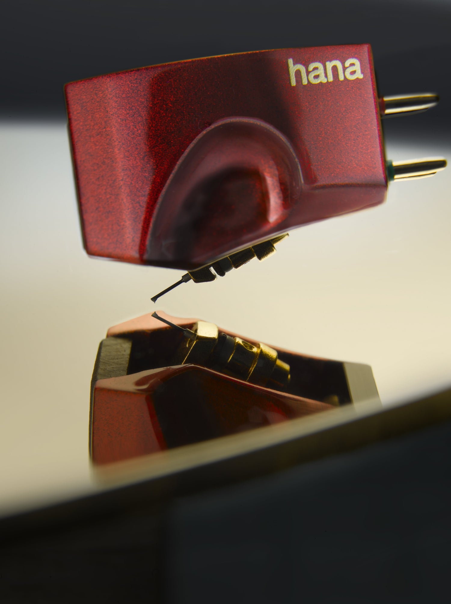 Hana Umami Red Moving Coil Cartridge