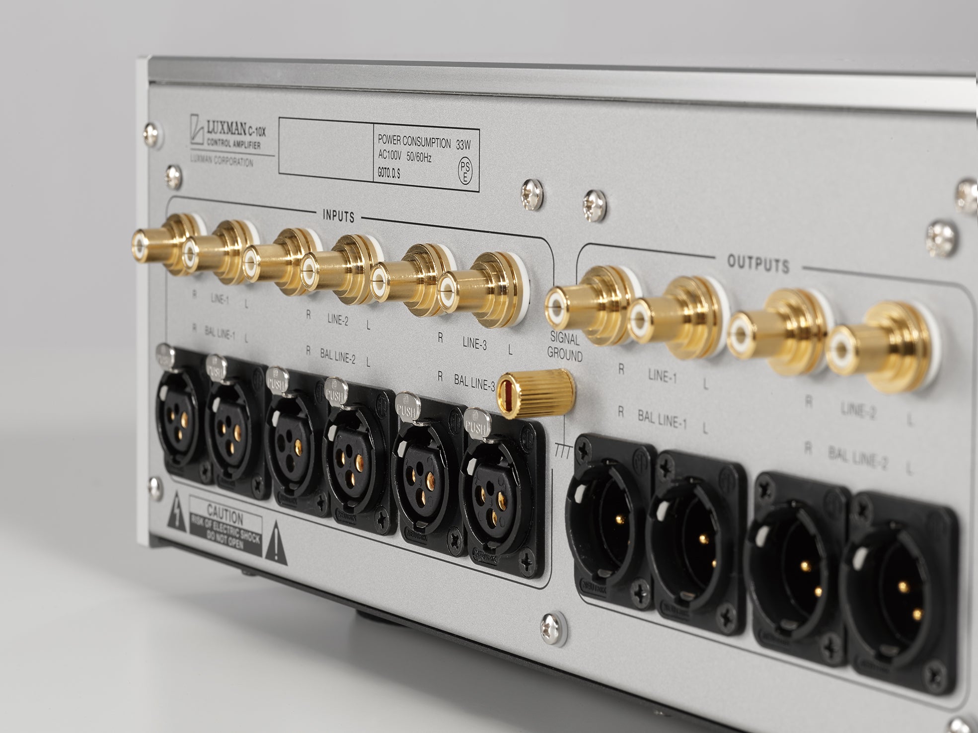 Luxman C-10X Preamplifier