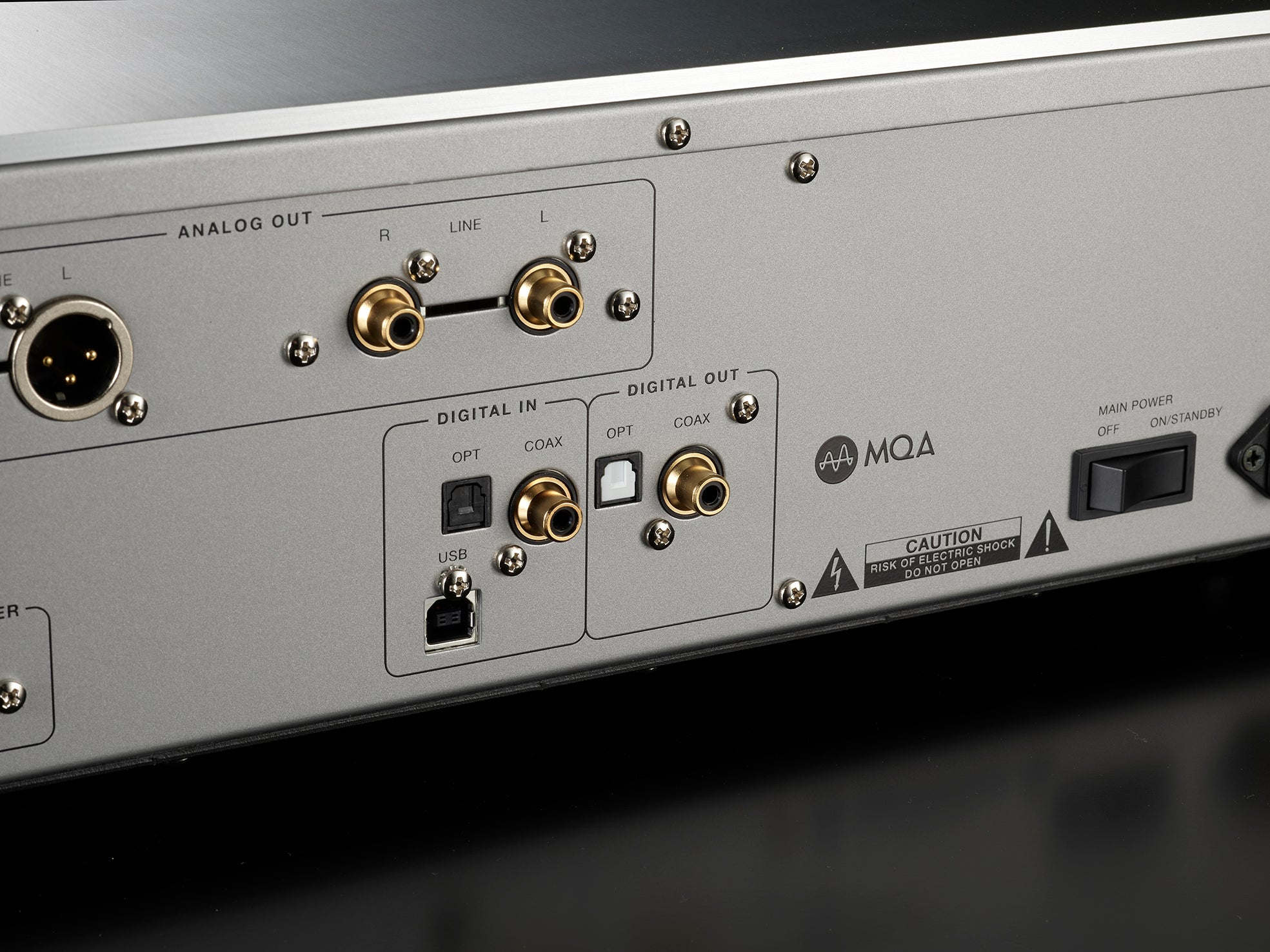 Luxman D-07X SACD/CD Player