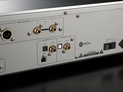 Luxman D-07X SACD/CD Player