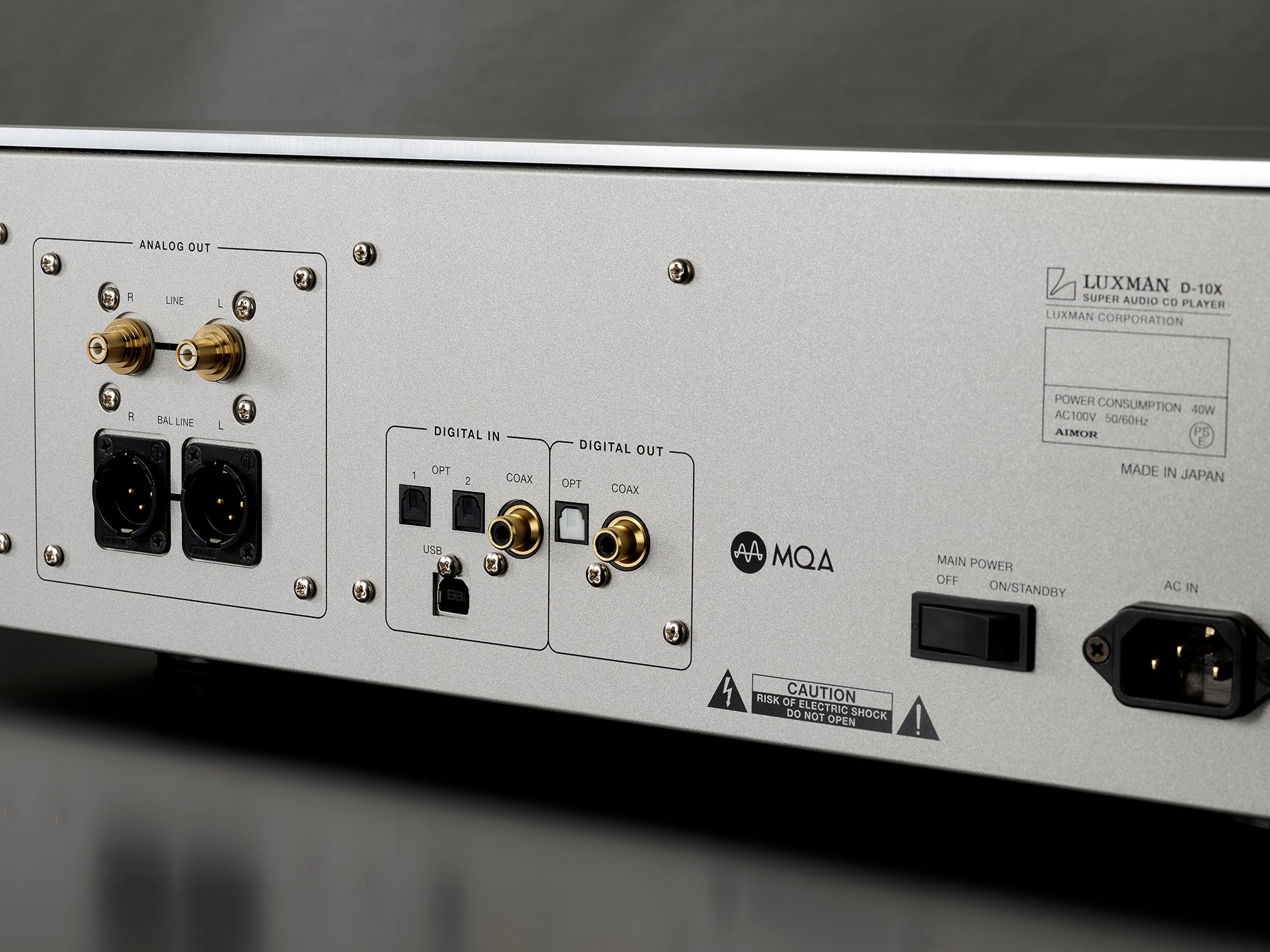 Luxman D-10X SACD/CD Player