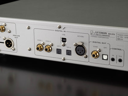 Luxman DA-07X D/A Converter